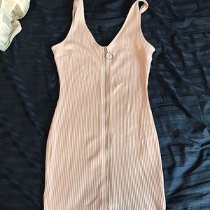 zip up bodycon dress